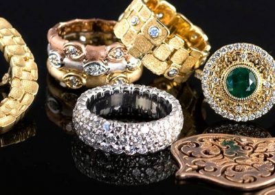 Wedding ring sets, gold and diamond cocktail rings, sapphire rings for men & women